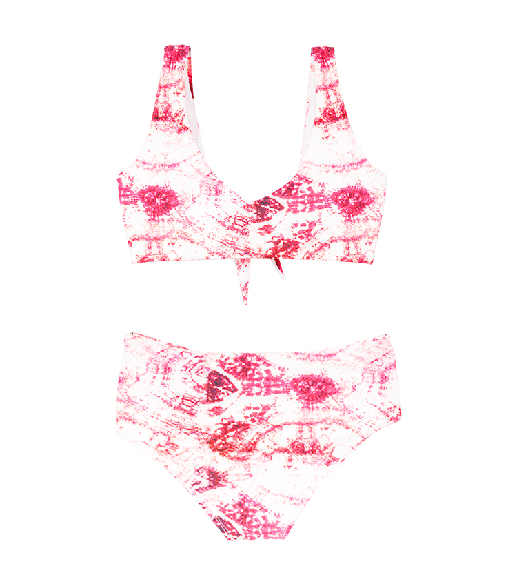 Roter, geknoteter Badeanzug-Bikini mit Batikmuster