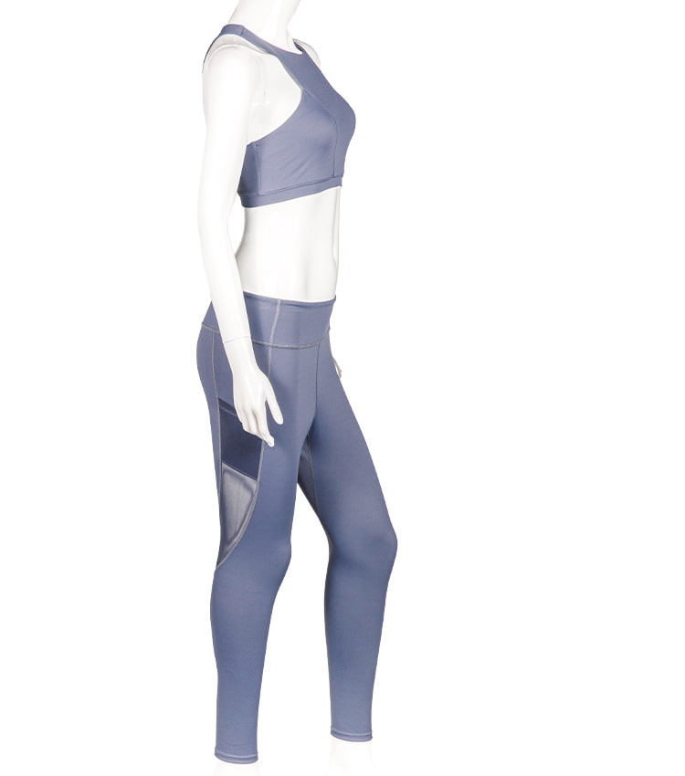 Einfarbiger zweiteiliger Sport-BH und eine Hose für Sportbekleidung.